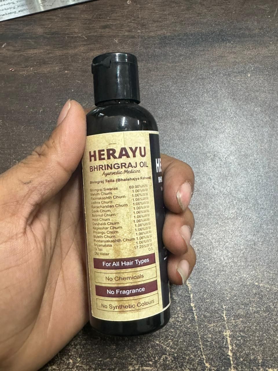 Herayu Bhringraj Ayurvedic Hair Oil Promote Hair growth, Hair Fall Control For Men & Women (Pack of 1)